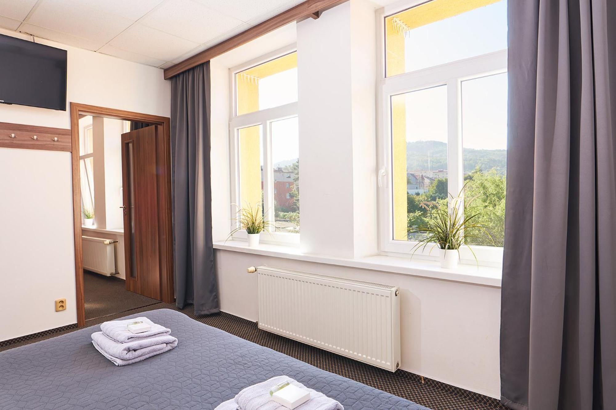 Hotel Kocanda Decin Exterior foto